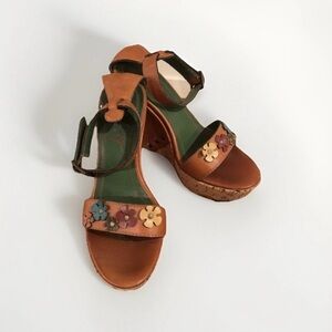 Vintage Flower Green Brown Edge Heels Women's Shoes Size 6